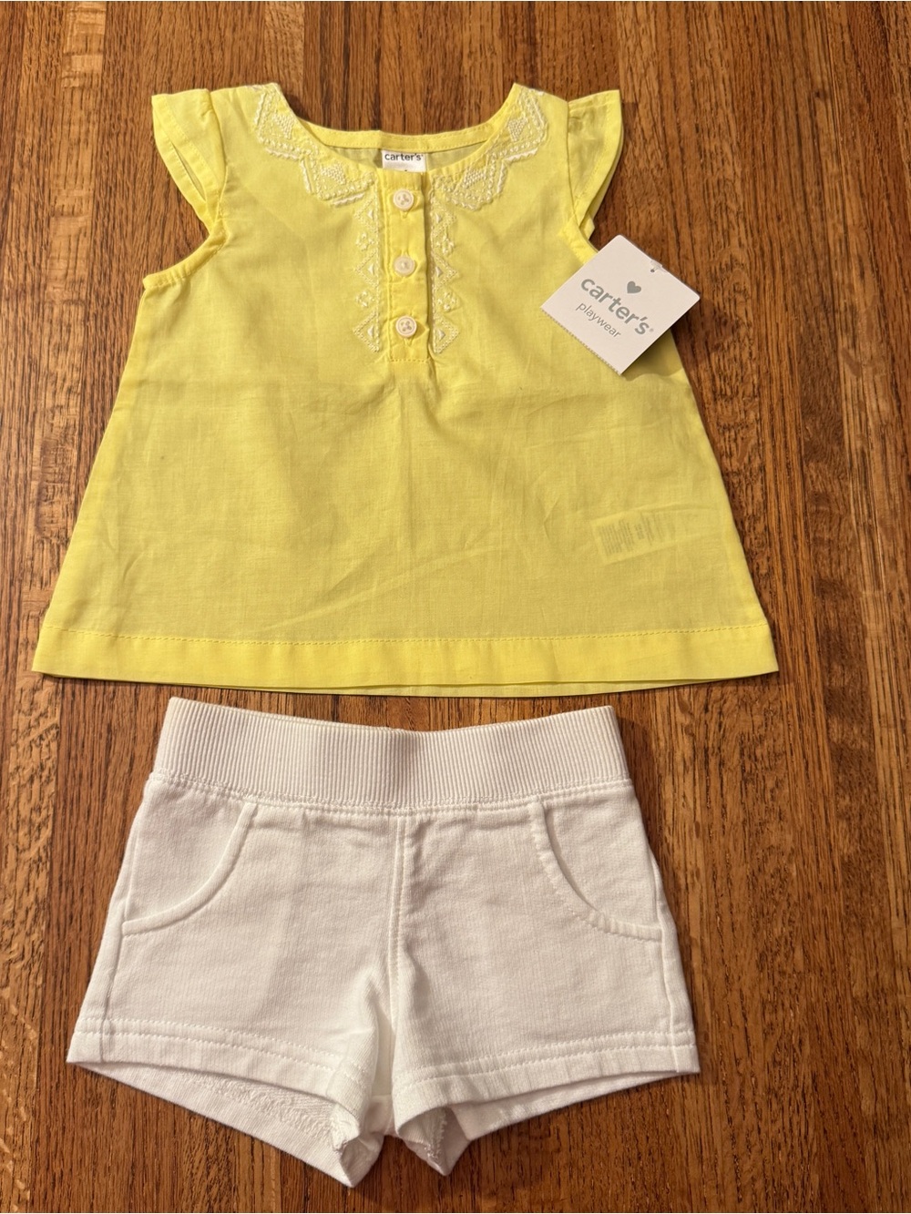 NWT Carter's Baby Girl 2pc Short Set Yellow Embroidered Tunic White Shorts 6M